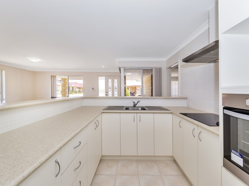 111/194 Old Mandurah Road, Ravenswood WA 6208