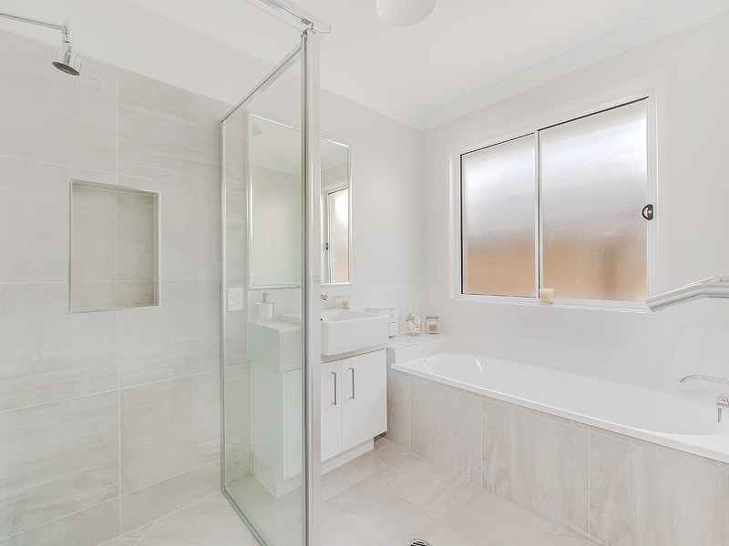 1 Sienna Street, Caloundra West QLD 4551