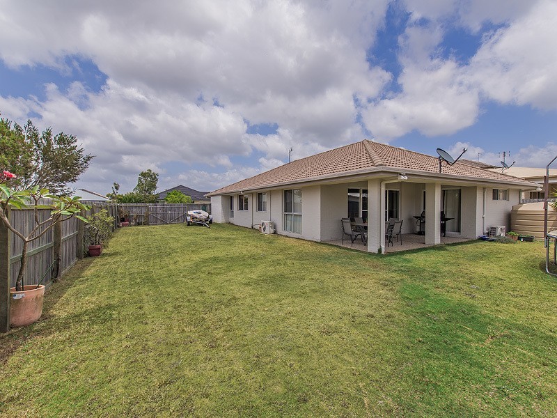 33 Feathertop Circuit, Caloundra West QLD 4551