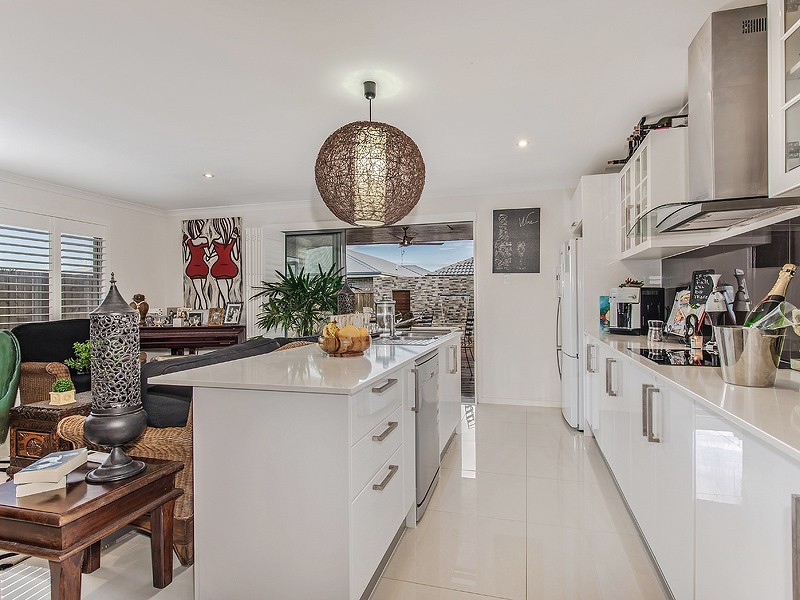 45 Cobalt Crescent, Caloundra West QLD 4551