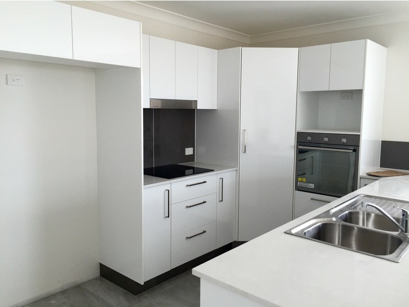 19 Coral Crescent, Caloundra West QLD 4551