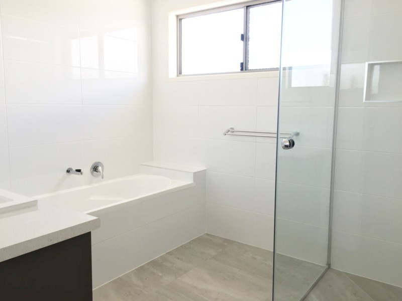 19 Coral Crescent, Caloundra West QLD 4551