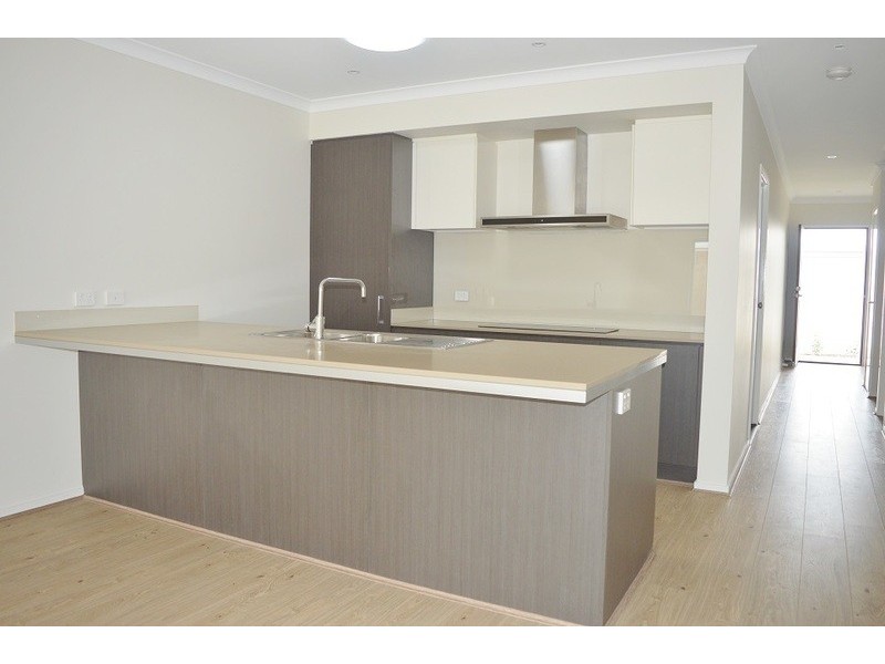 12 Ginger Street, Caloundra West QLD 4551