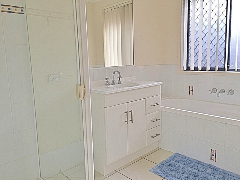 24 Gipps Street, Caloundra West QLD 4551