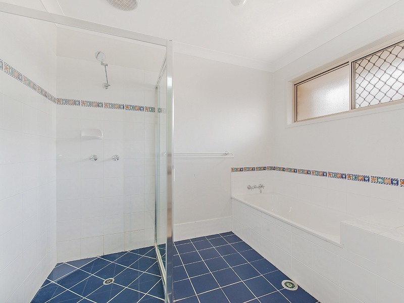 15 Carlisle Street, Caloundra West QLD 4551