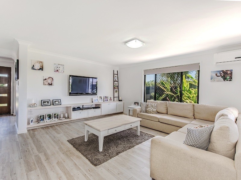 8 Howitt Street, Caloundra West QLD 4551