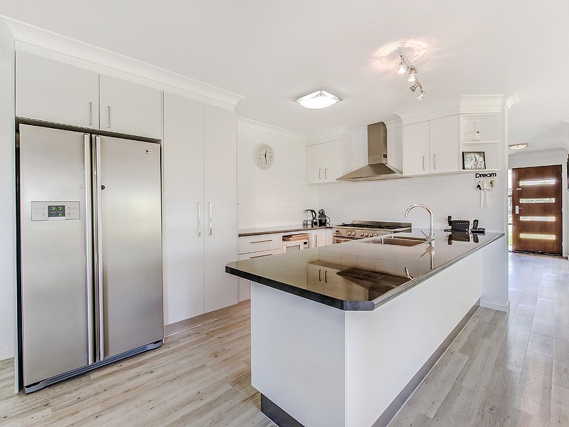 8 Howitt Street, Caloundra West QLD 4551