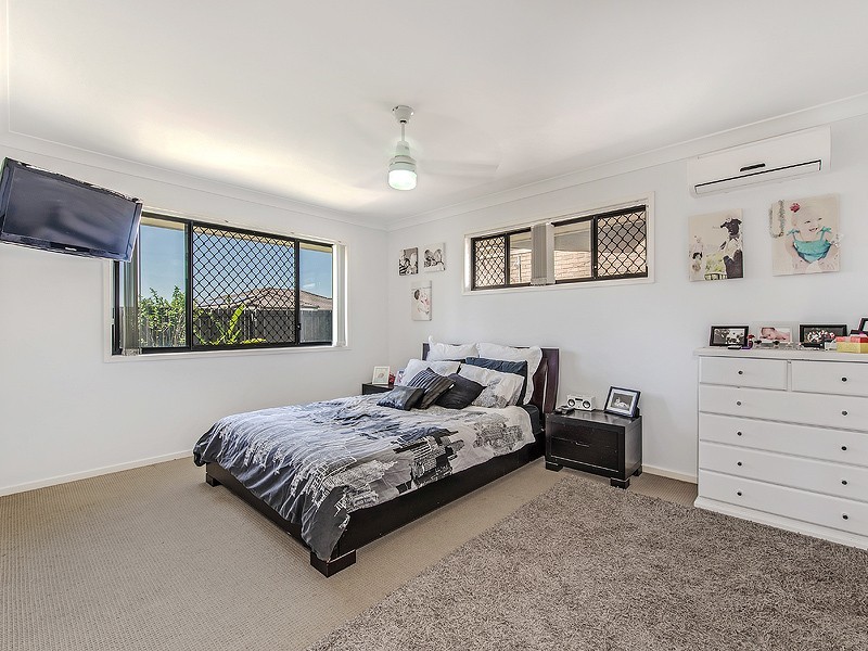 8 Howitt Street, Caloundra West QLD 4551