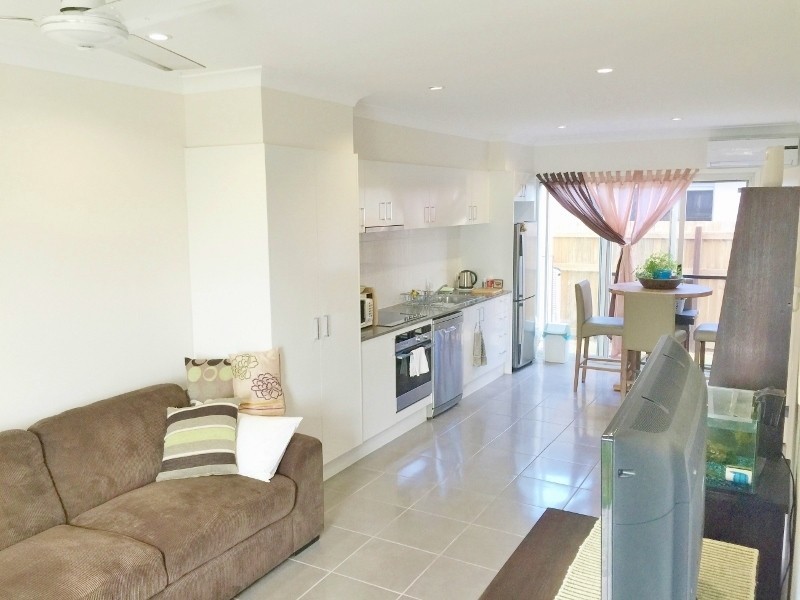 28 Copper Crescent, Caloundra West QLD 4551