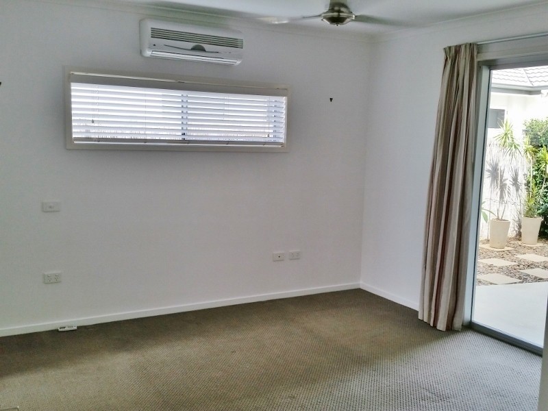 42 Grampion Drive, Caloundra West QLD 4551