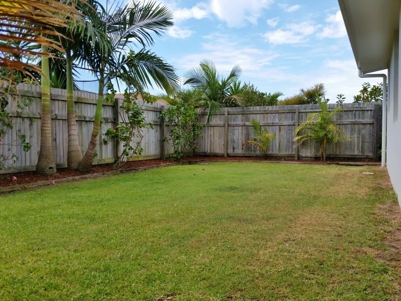 42 Grampion Drive, Caloundra West QLD 4551