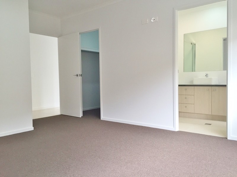 14 Apple Crescent, Caloundra West QLD 4551