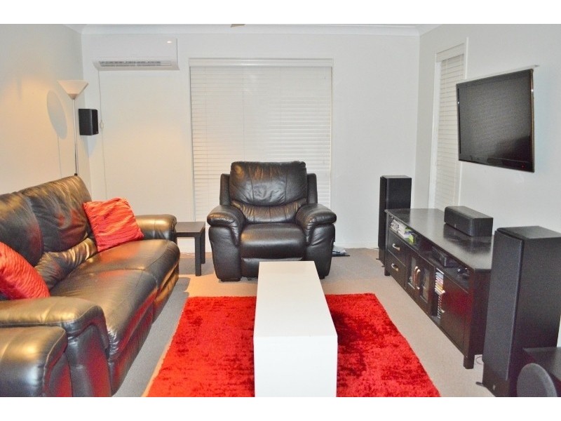 2  Crater Street, Caloundra West QLD 4551