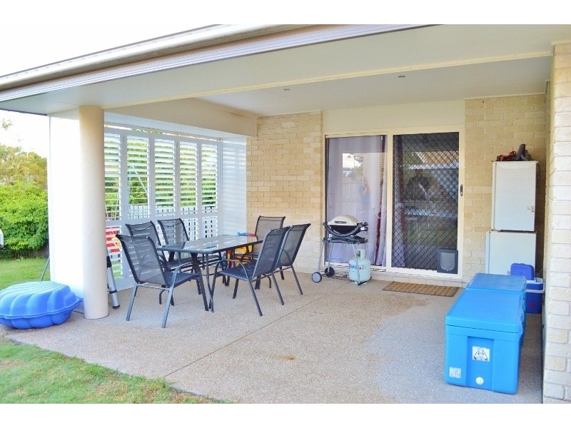 2  Crater Street, Caloundra West QLD 4551