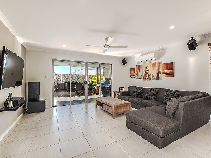 31 Bells Reach Drive, Caloundra West QLD 4551