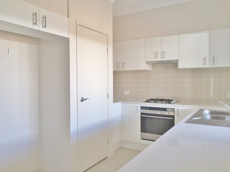 6 Apple Crescent, Caloundra West QLD 4551