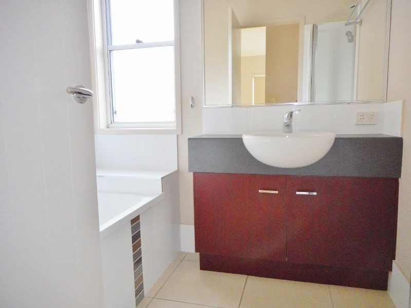 13 Howitt Street, Caloundra West QLD 4551