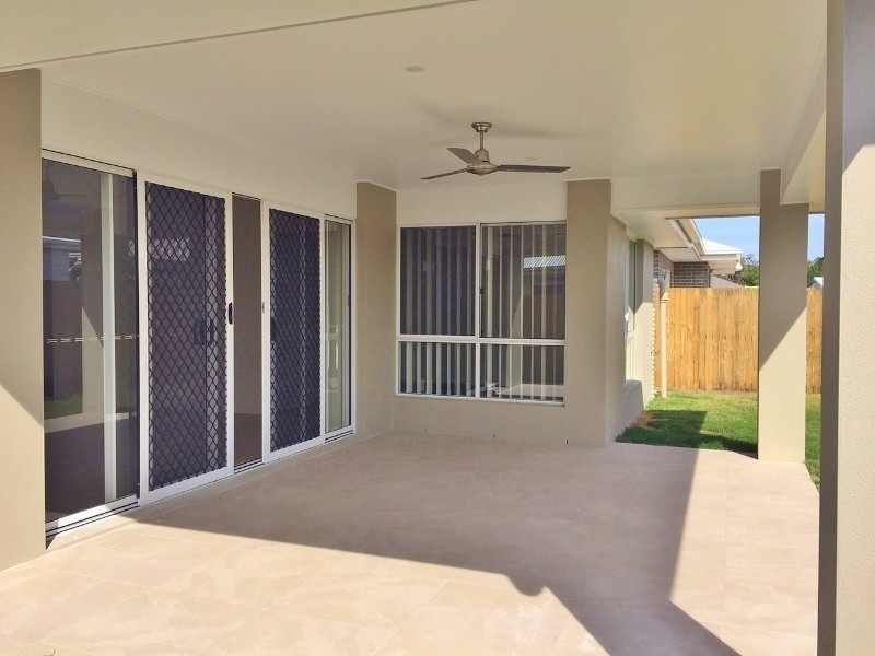 17 Lime Crescent, Caloundra West QLD 4551