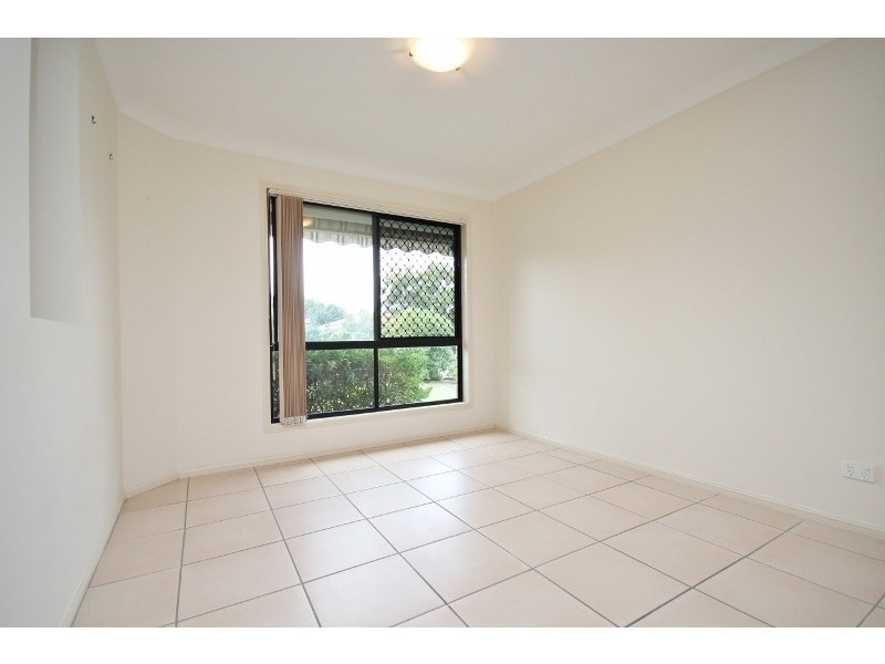 8 Carlisle Street, Caloundra West QLD 4551