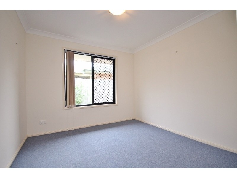 8 Carlisle Street, Caloundra West QLD 4551