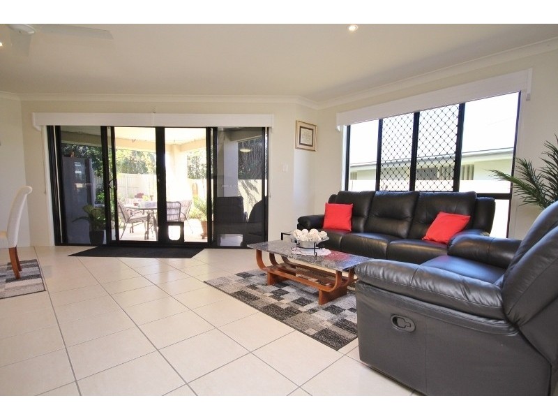 60 O’Reilly Drive, Caloundra West QLD 4551