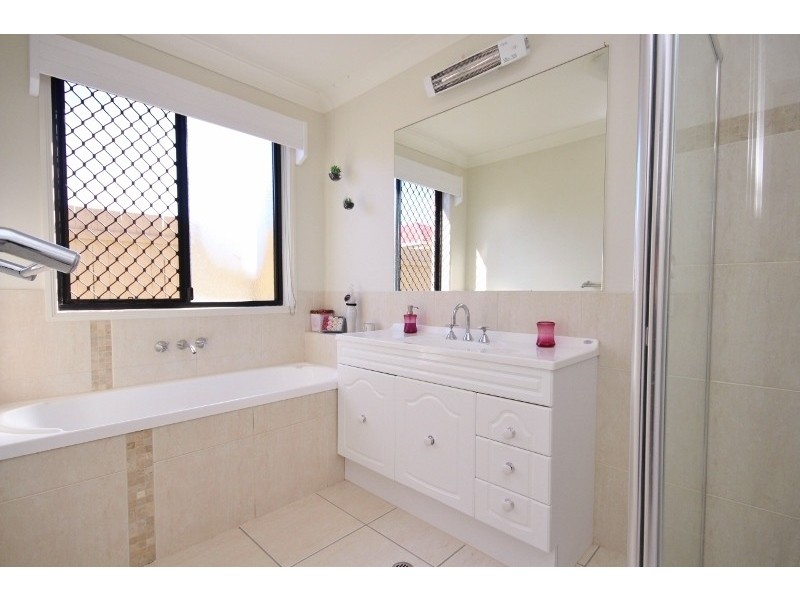 60 O’Reilly Drive, Caloundra West QLD 4551