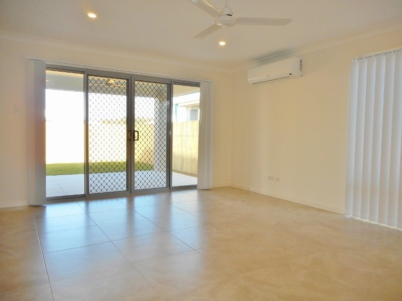 29 Apple Crescent, Caloundra West QLD 4551
