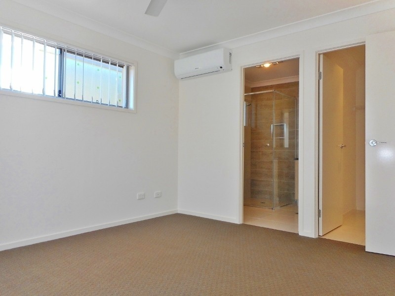 29 Apple Crescent, Caloundra West QLD 4551