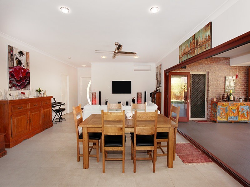 31 Gairdner Street, Caloundra West QLD 4551