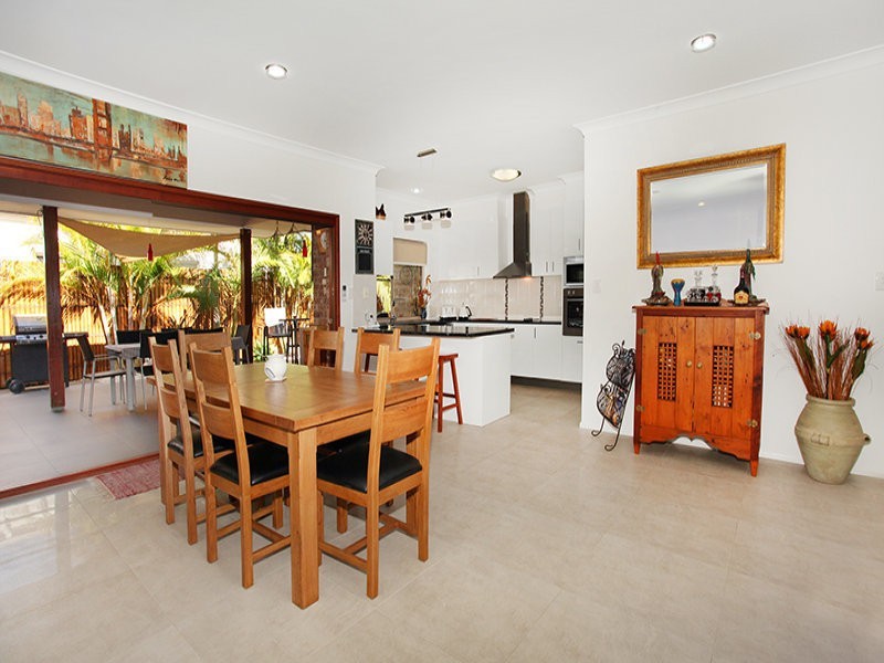 31 Gairdner Street, Caloundra West QLD 4551