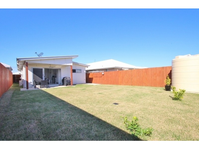 9 Ginger Street, Caloundra West QLD 4551