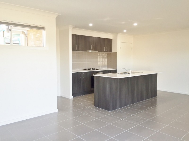 37 Combe Lane, Meridan Plains QLD 4551