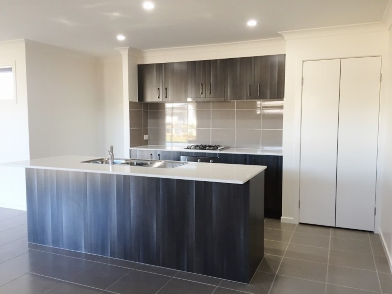 37 Combe Lane, Meridan Plains QLD 4551