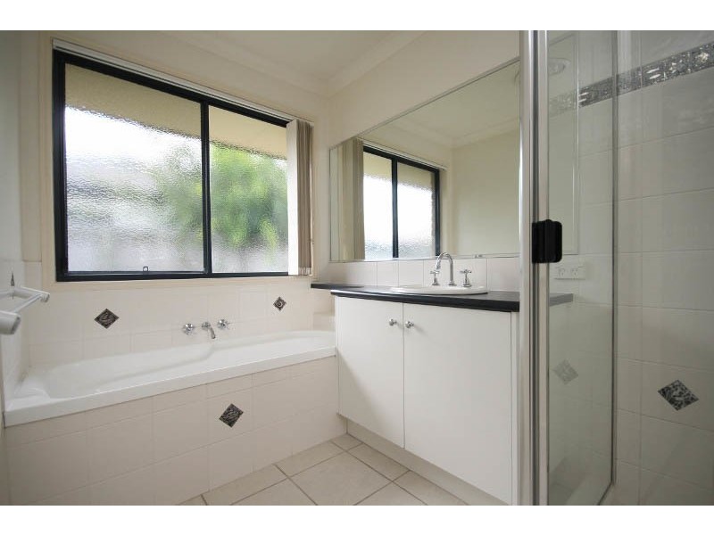 1 Carree Street, Caloundra West QLD 4551