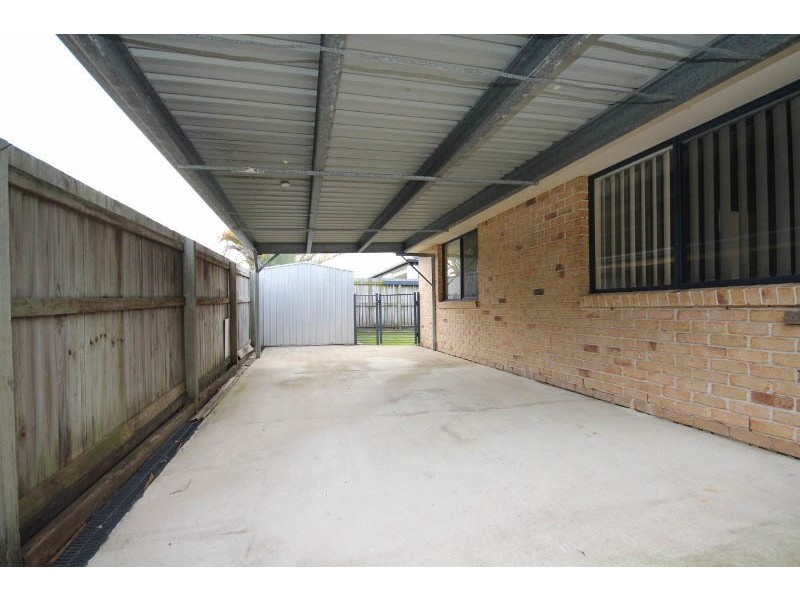 1 Carree Street, Caloundra West QLD 4551