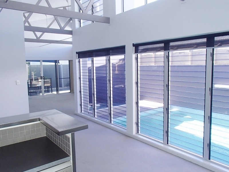 4  Santorini Court, Kawana Island QLD 4575