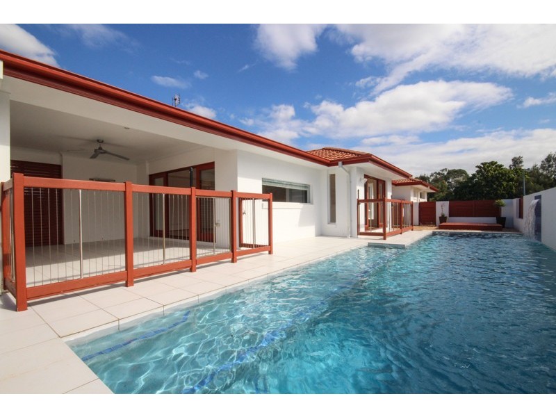 32 Crater Street, Caloundra West QLD 4551