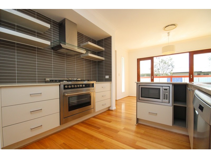 32 Crater Street, Caloundra West QLD 4551