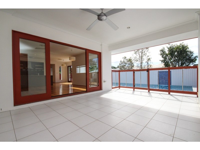 32 Crater Street, Caloundra West QLD 4551