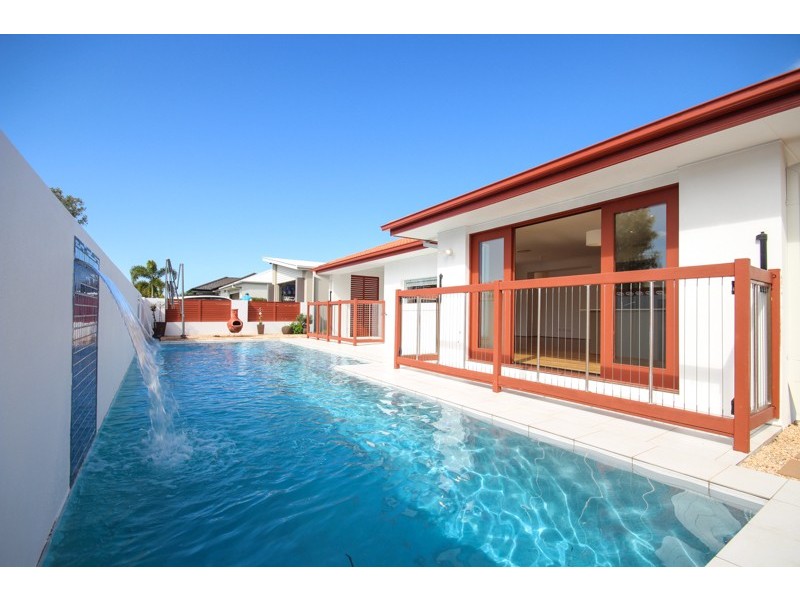 32 Crater Street, Caloundra West QLD 4551