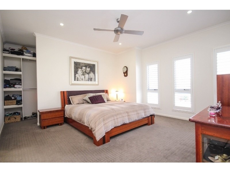 35 Sapphire Street, Caloundra West QLD 4551