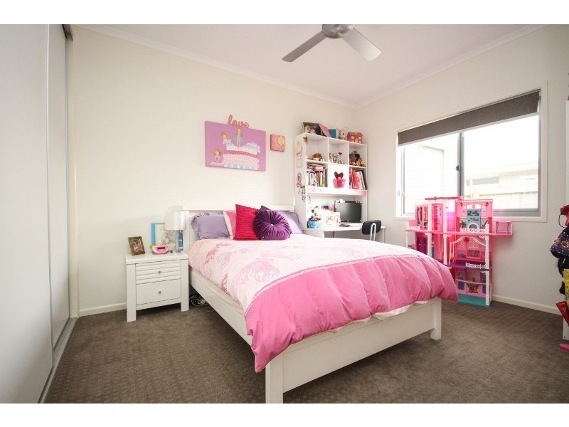 35 Sapphire Street, Caloundra West QLD 4551