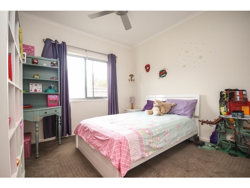 35 Sapphire Street, Caloundra West QLD 4551