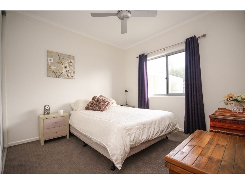 35 Sapphire Street, Caloundra West QLD 4551