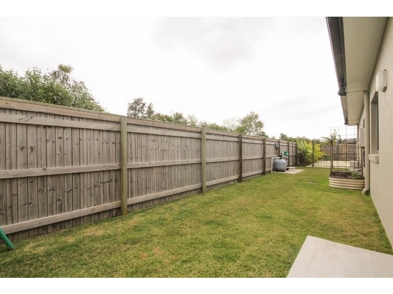 35 Sapphire Street, Caloundra West QLD 4551