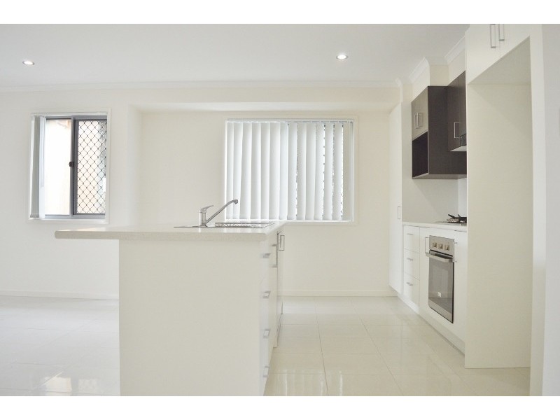 8 Teal Street, Caloundra West QLD 4551