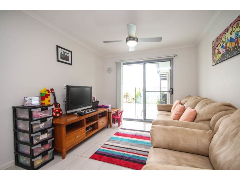 28 Sapphire Street, Caloundra West QLD 4551