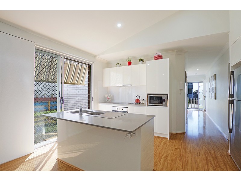 28 Bells Reach Drive, Caloundra West QLD 4551