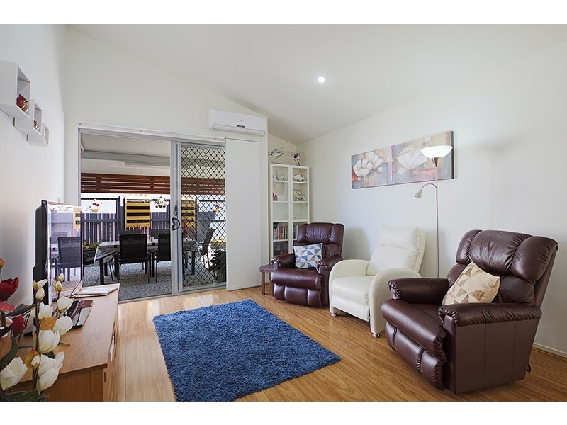 28 Bells Reach Drive, Caloundra West QLD 4551