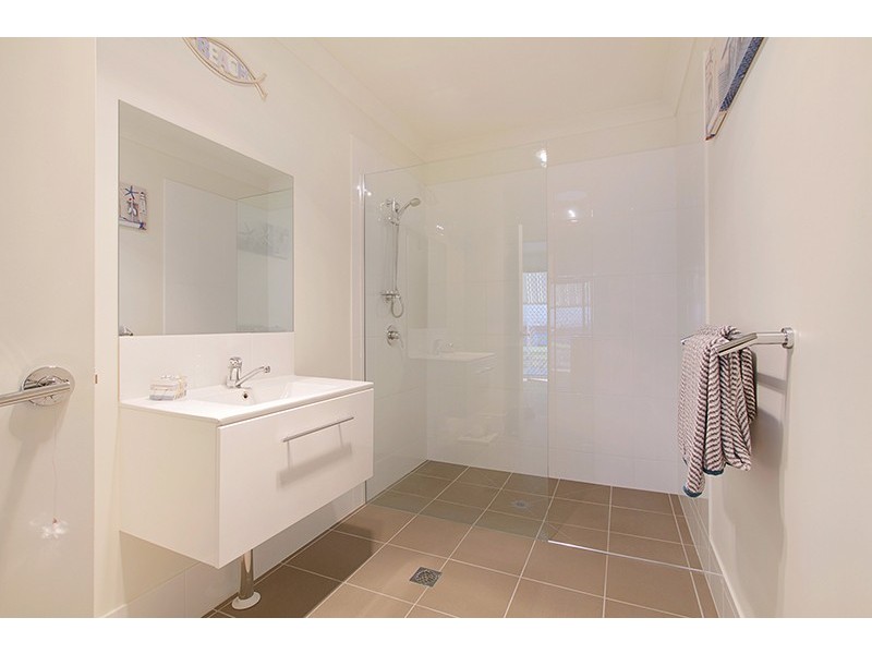 28 Bells Reach Drive, Caloundra West QLD 4551